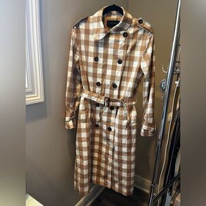 Ann Taylor Checkered Trench Coat in Tan and White